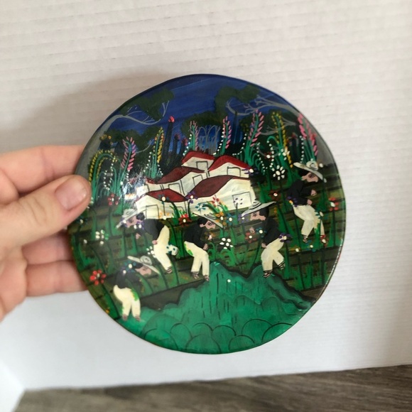 Mexican Hand Painted Clay Decorative Plate - Picture 9 of 11